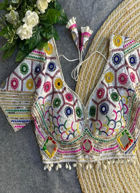 Kolkatta Style Blouse Heavy Italian Silk With Heavy Stitching Blouse Online Wholesale